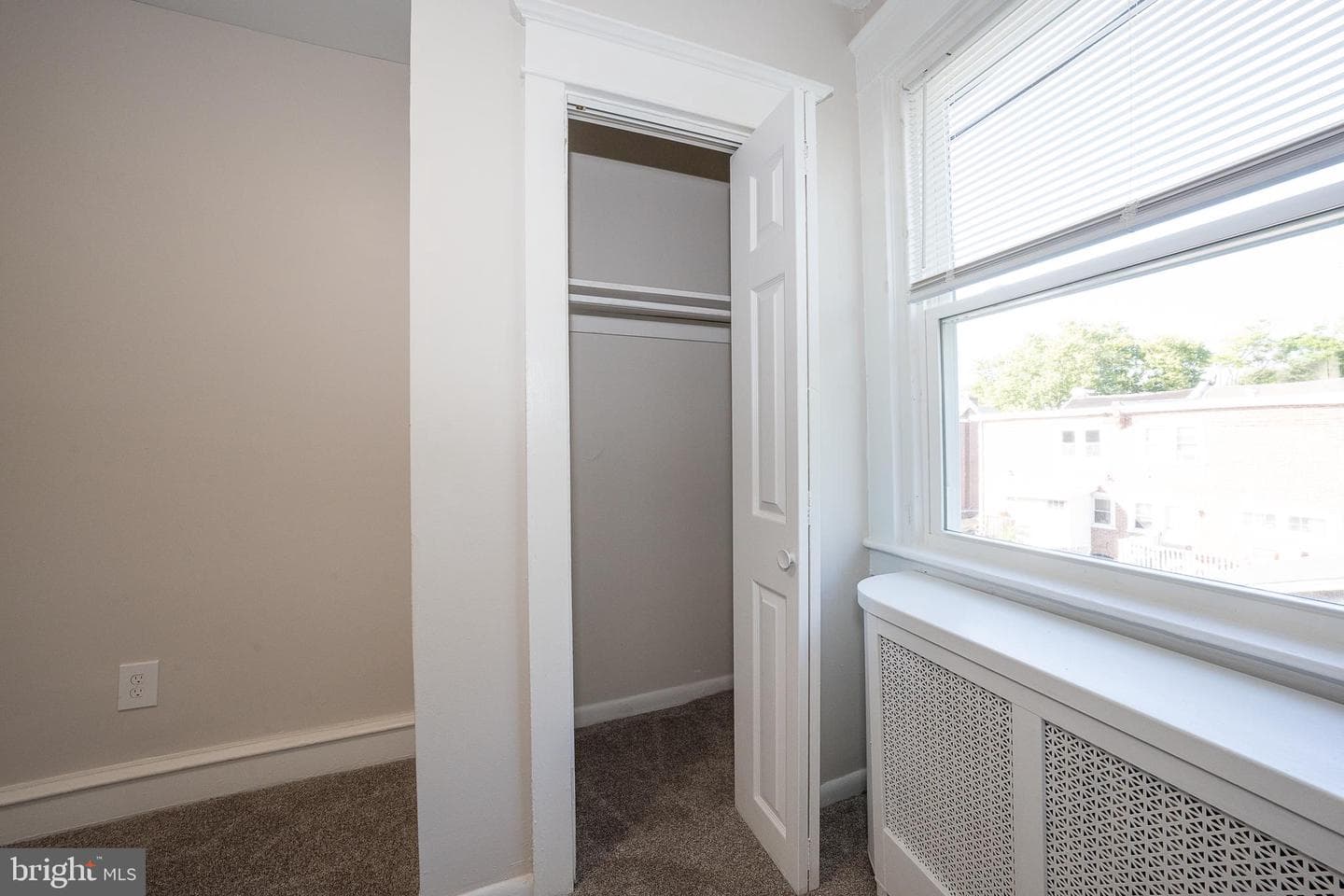 71 Barker Avenue photo 22