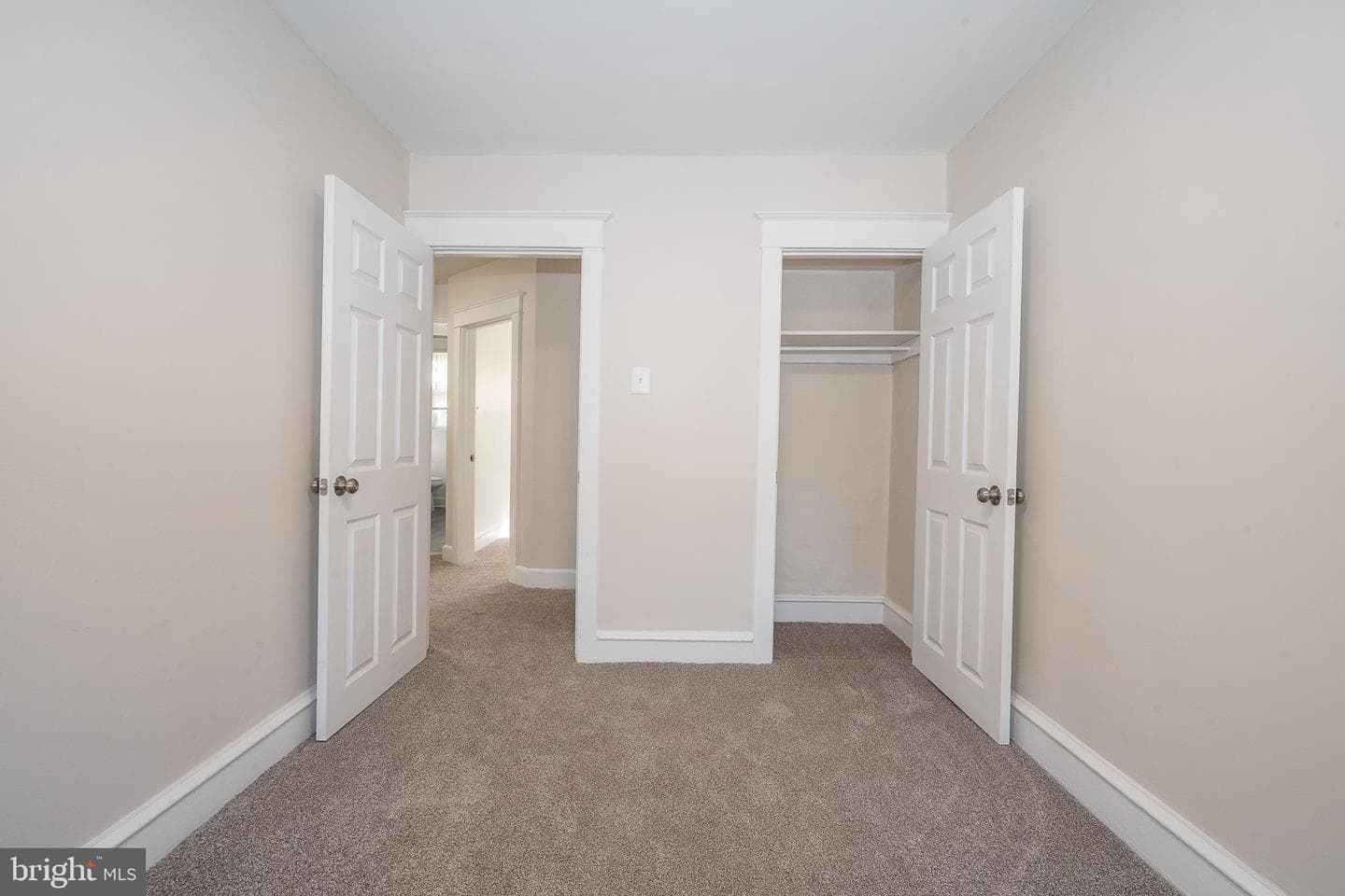 71 Barker Avenue photo 24