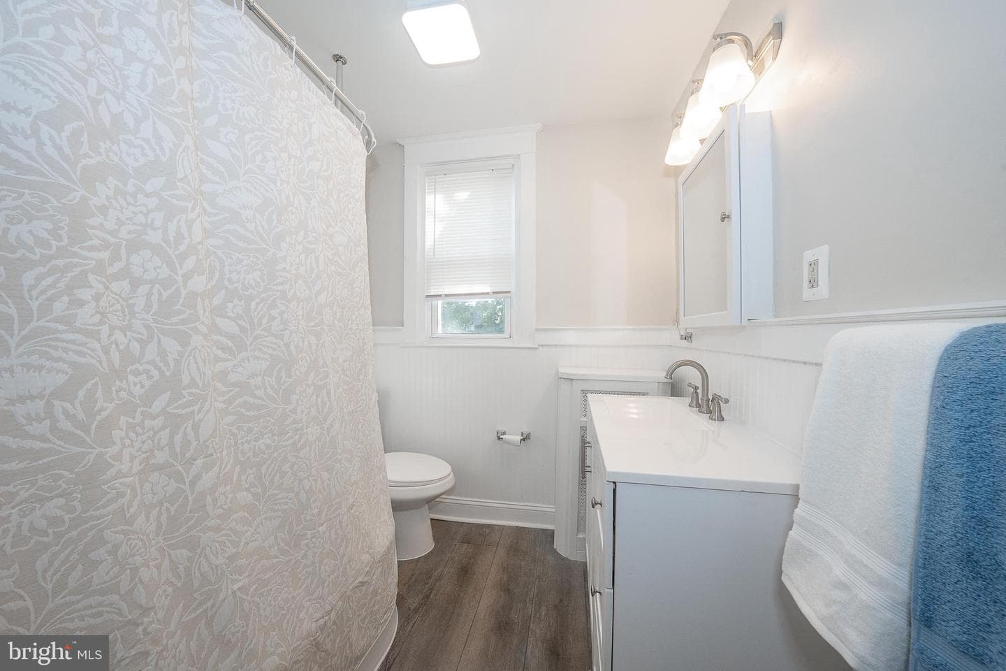 71 Barker Avenue photo 26