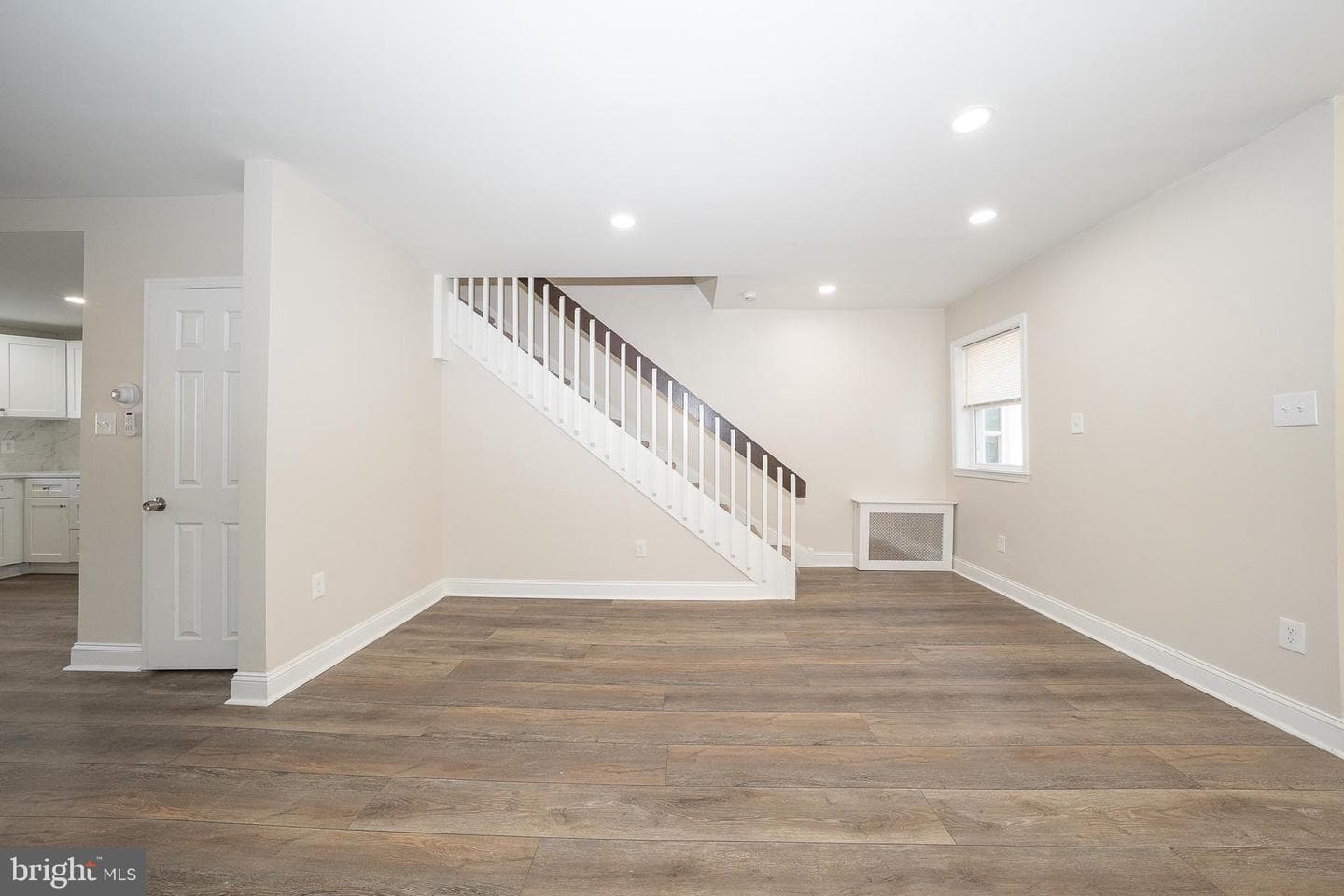 71 Barker Avenue photo 8