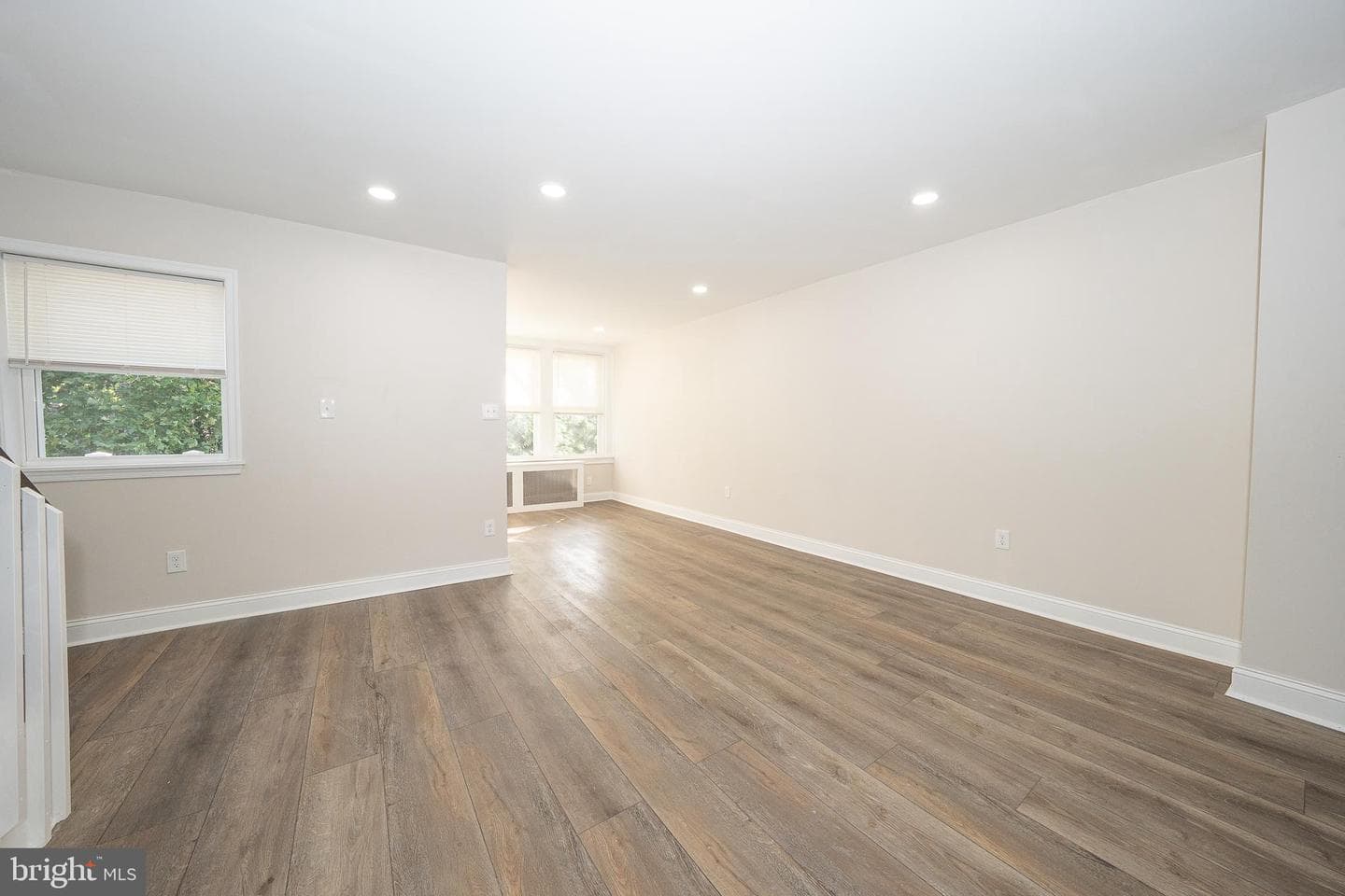 71 Barker Avenue photo 9
