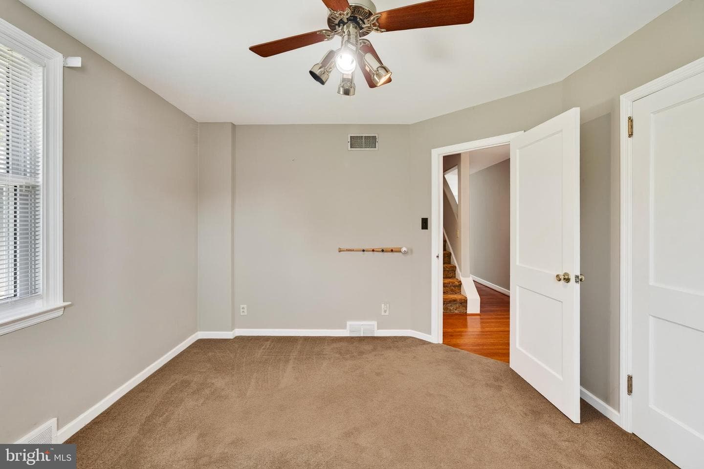 2741 Hillview Road photo 48
