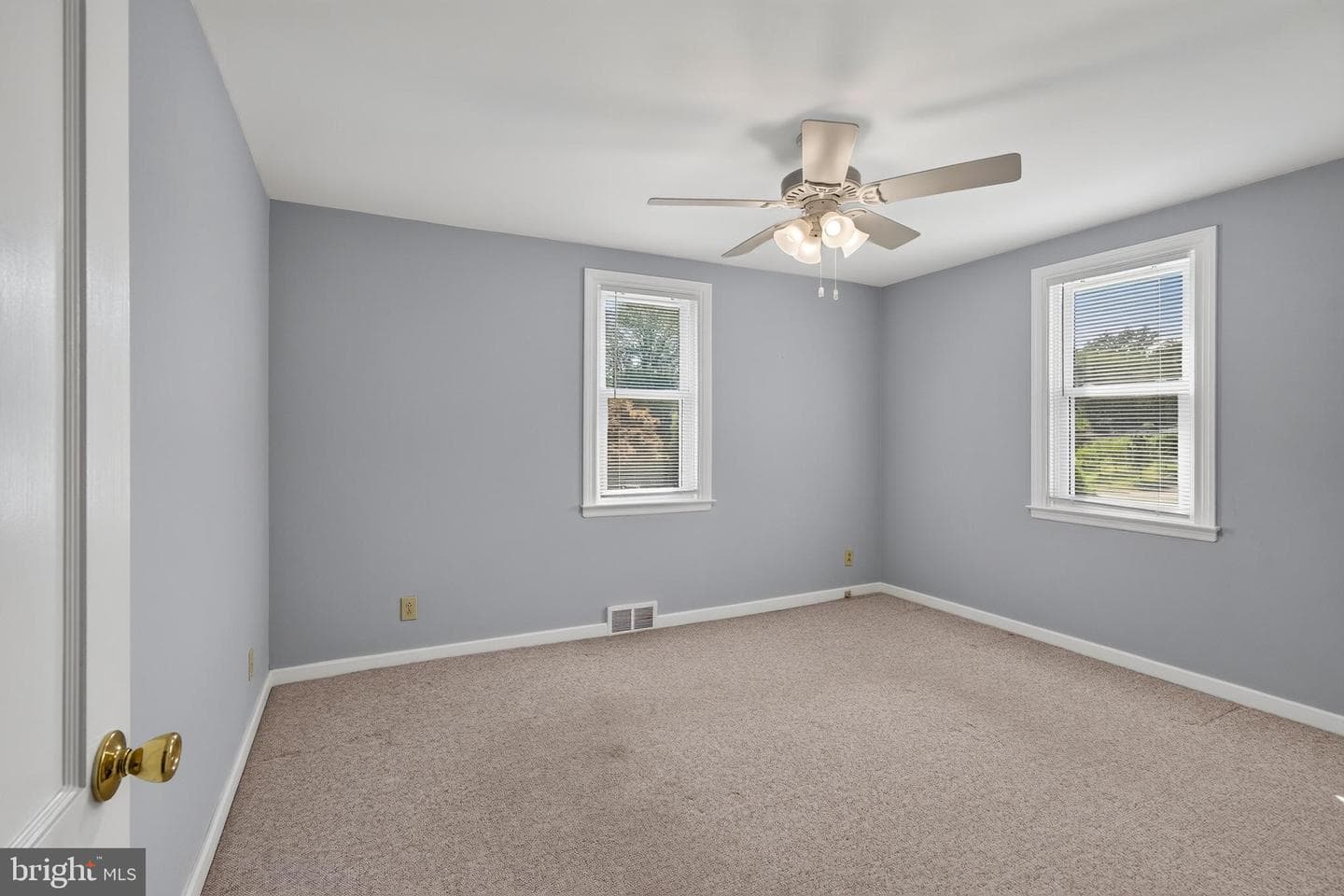 2741 Hillview Road photo 49