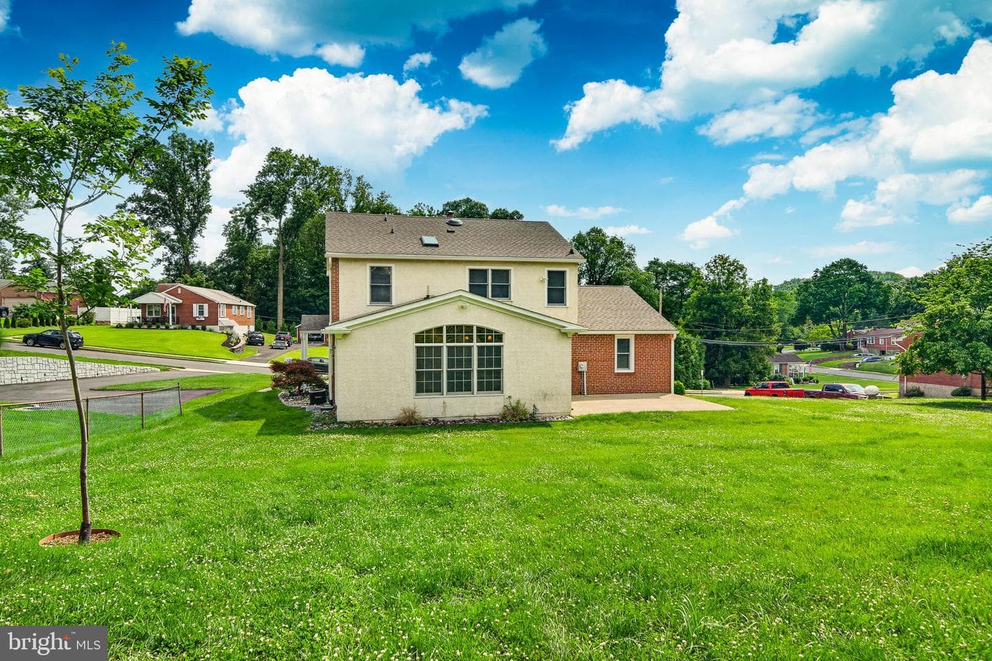 2741 Hillview Road photo 64