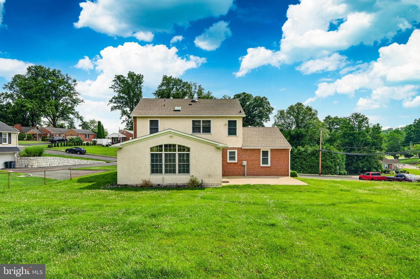 2741 Hillview Road photo 65