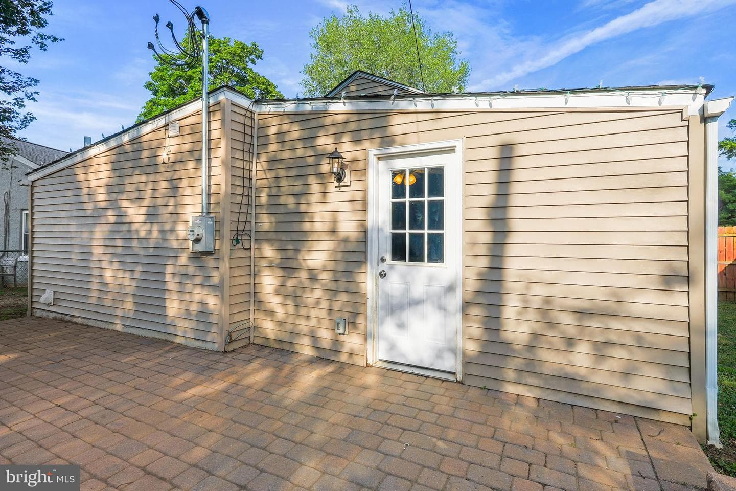58 Florence Avenue photo 25