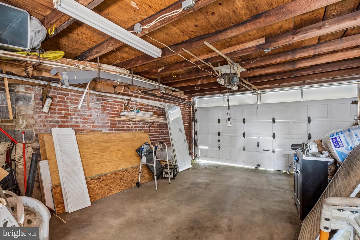 627 Walnut Street photo 34