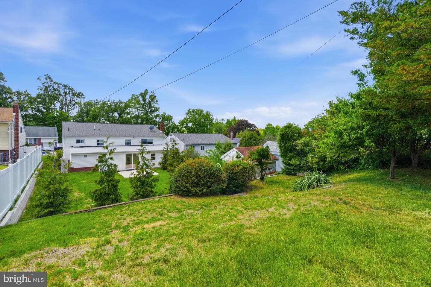 1435 Windsor Park Lane photo 35