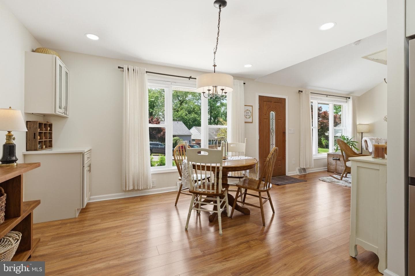 1435 Windsor Park Lane photo 9