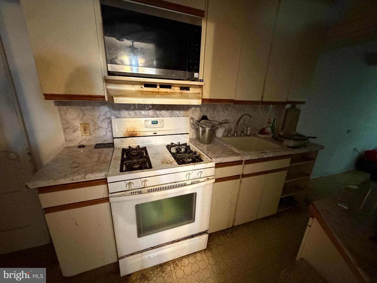2611 Lindsay Street photo 10
