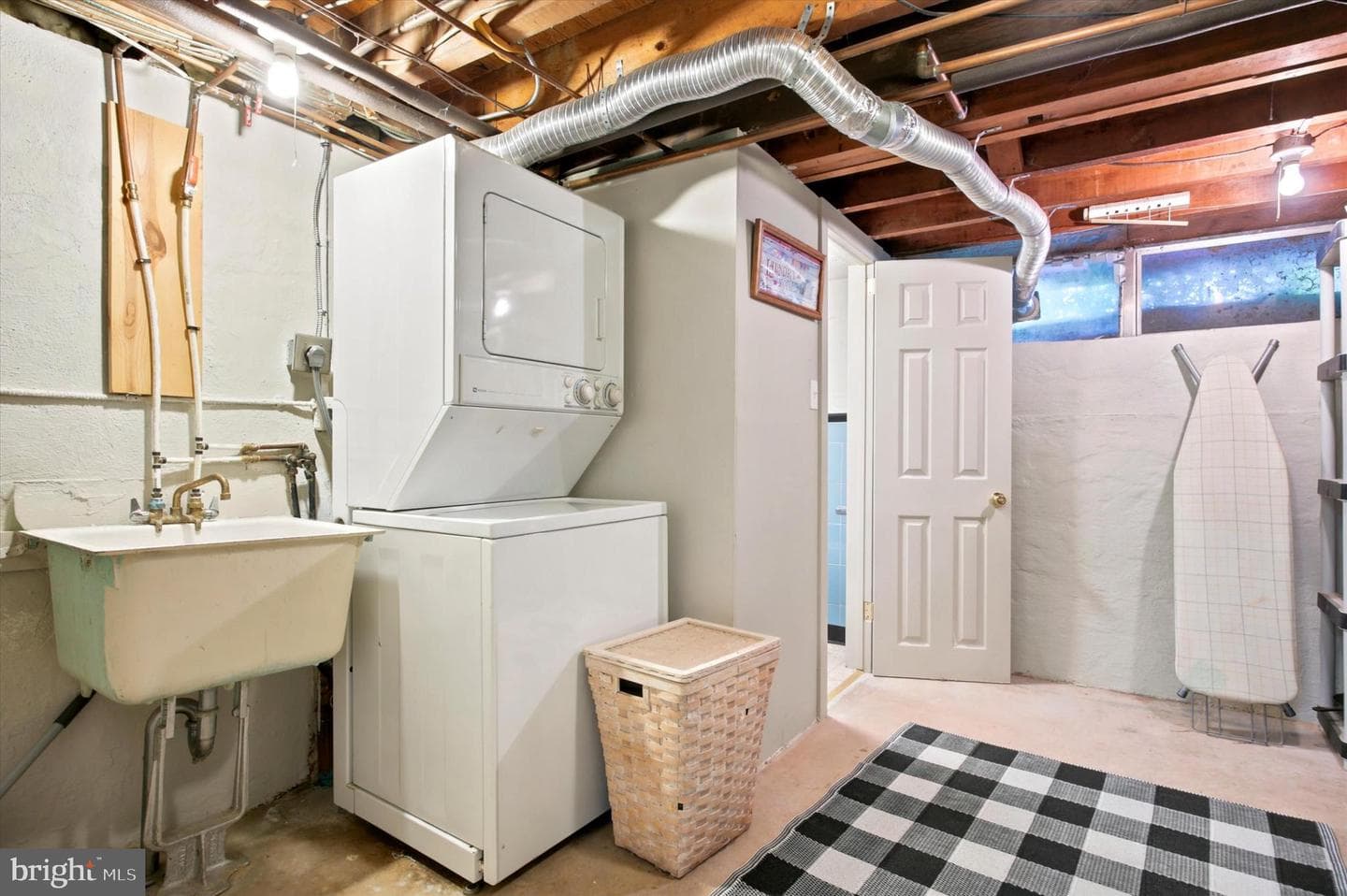276 Ellis Road photo 27