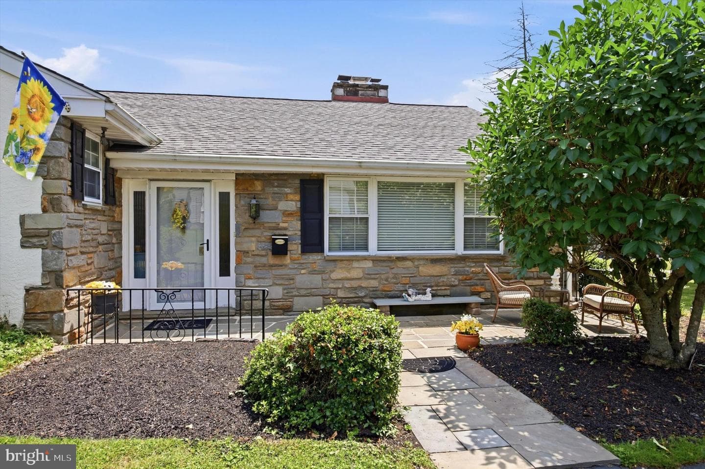 276 Ellis Road photo 3