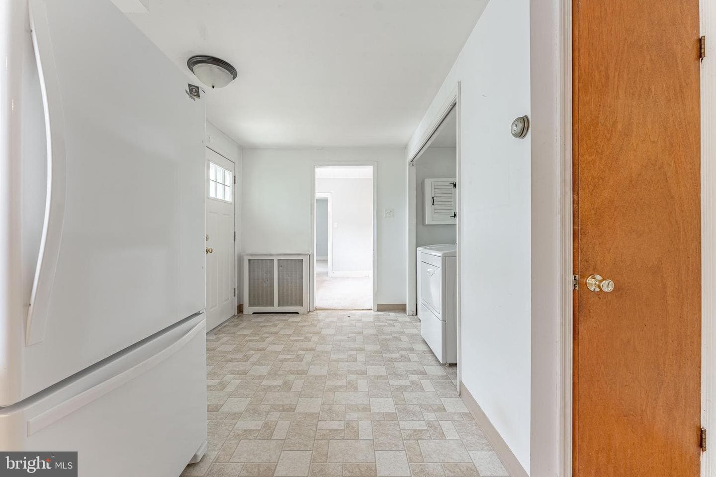 855 Martin Avenue photo 19