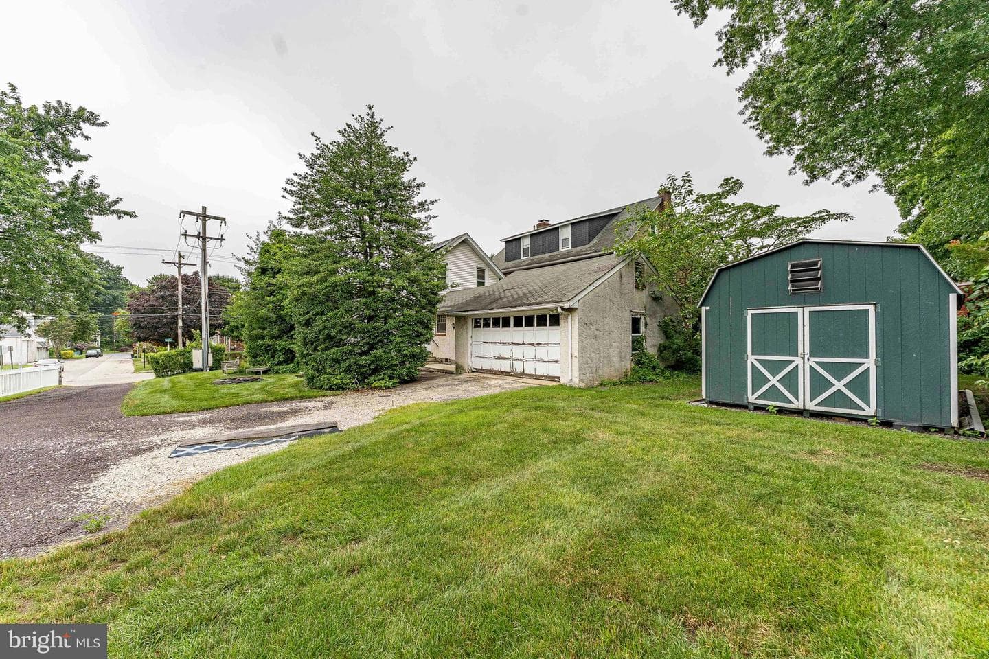 855 Martin Avenue photo 31