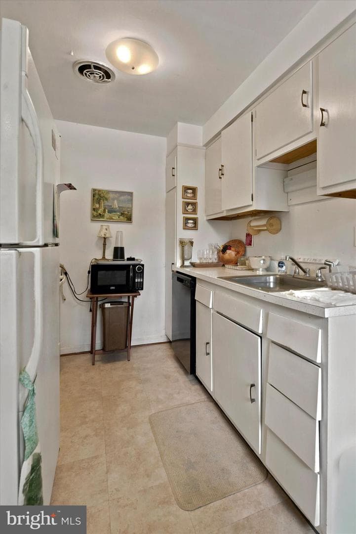 412 N Wayne Avenue #208 photo 11