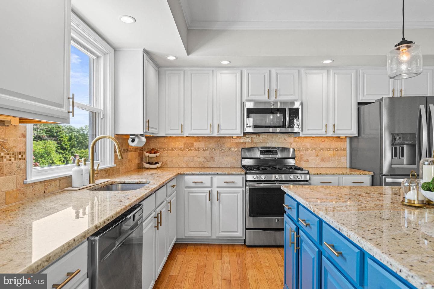 724 Ashurst Road photo 11