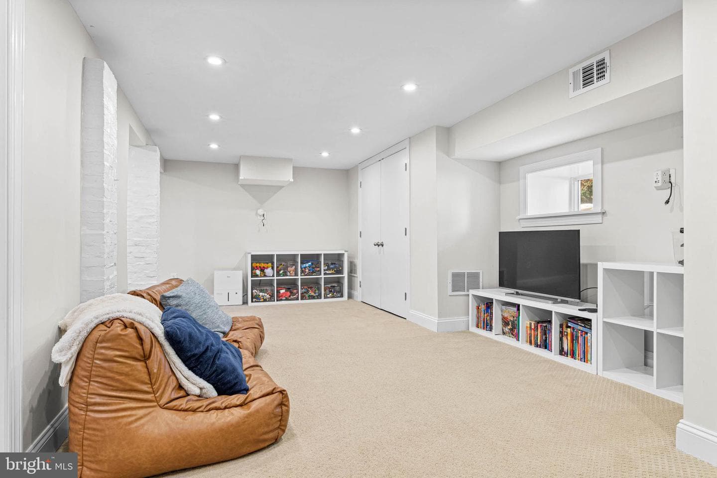 724 Ashurst Road photo 28