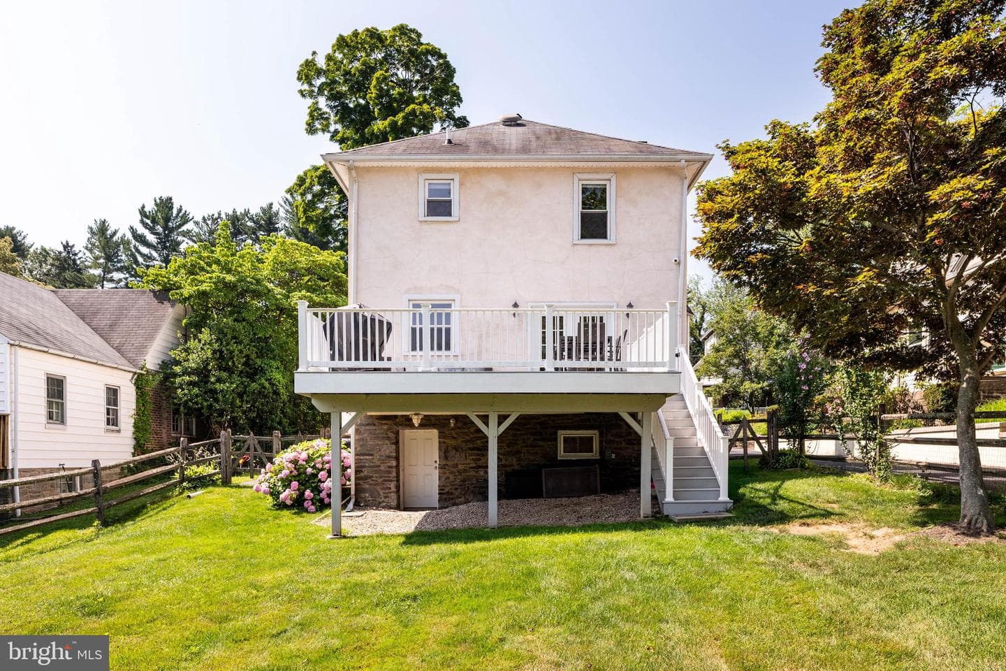 724 Ashurst Road photo 32