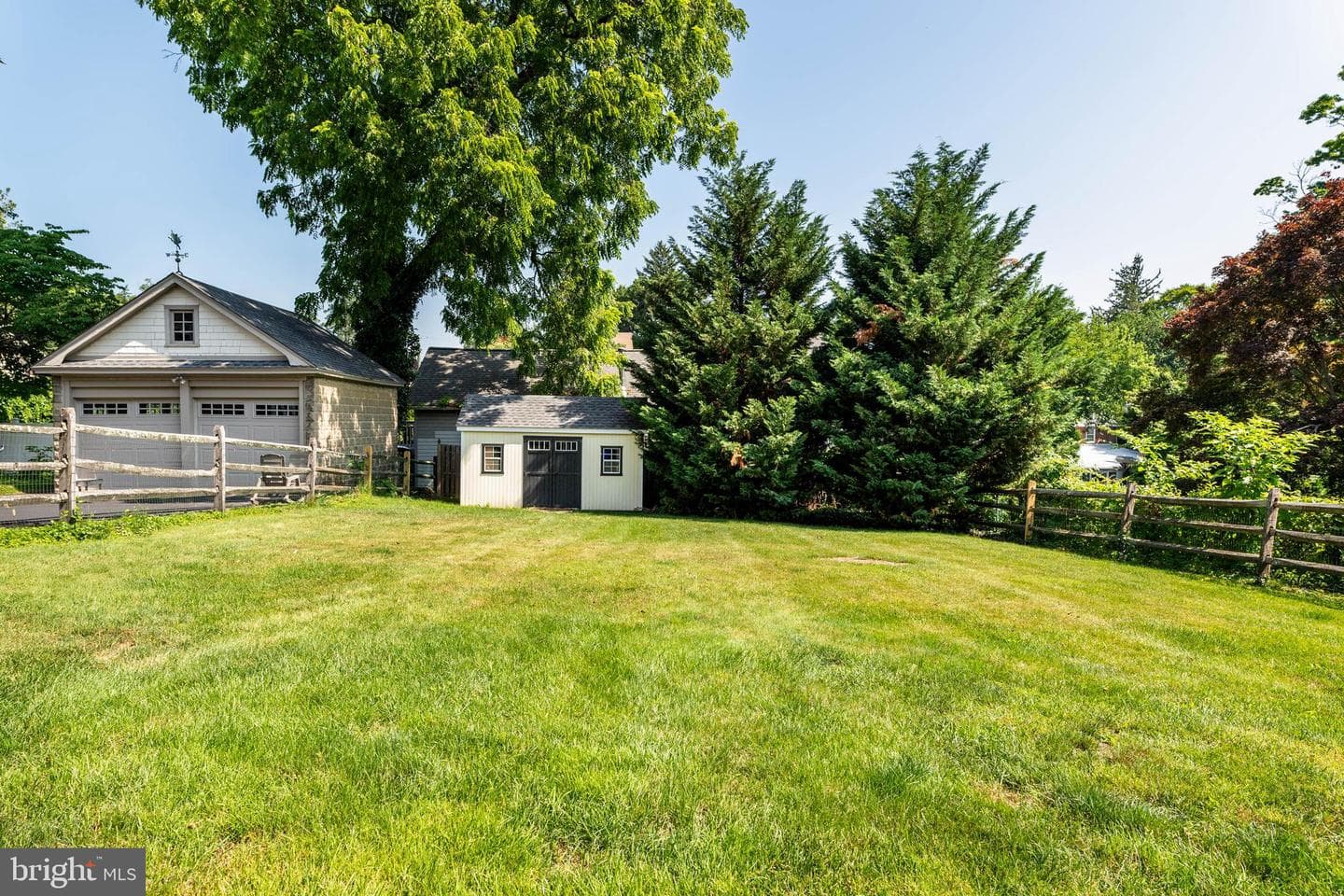724 Ashurst Road photo 34
