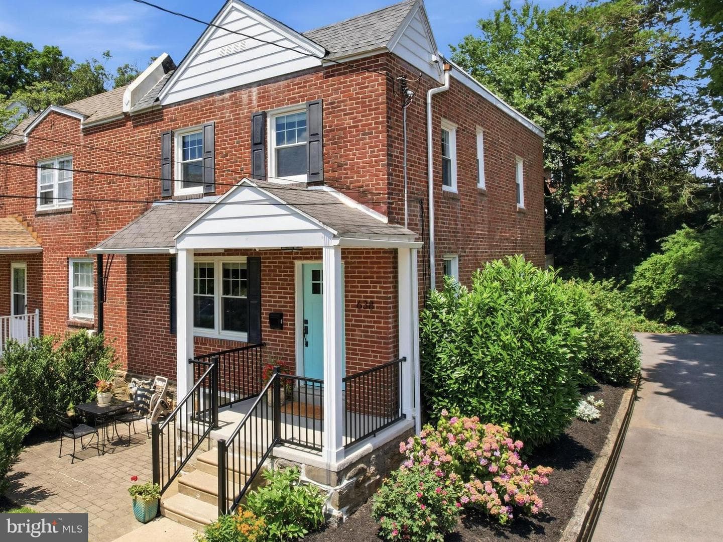 638 Georges Lane photo 25