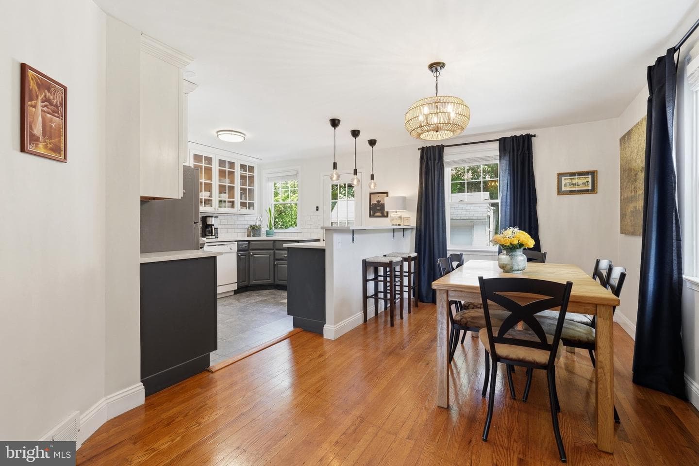 638 Georges Lane photo 9