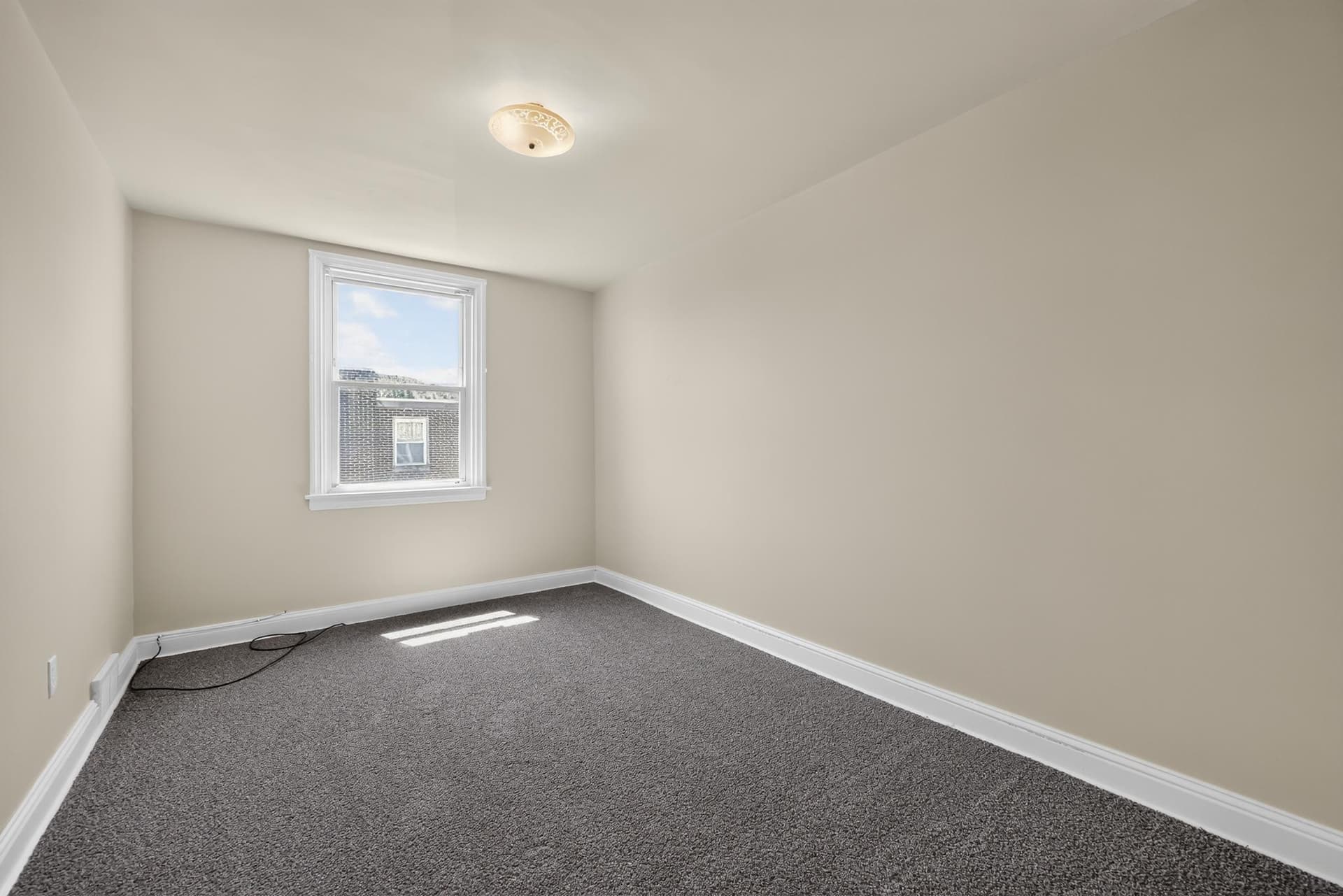 256 Cambridge Road photo 23