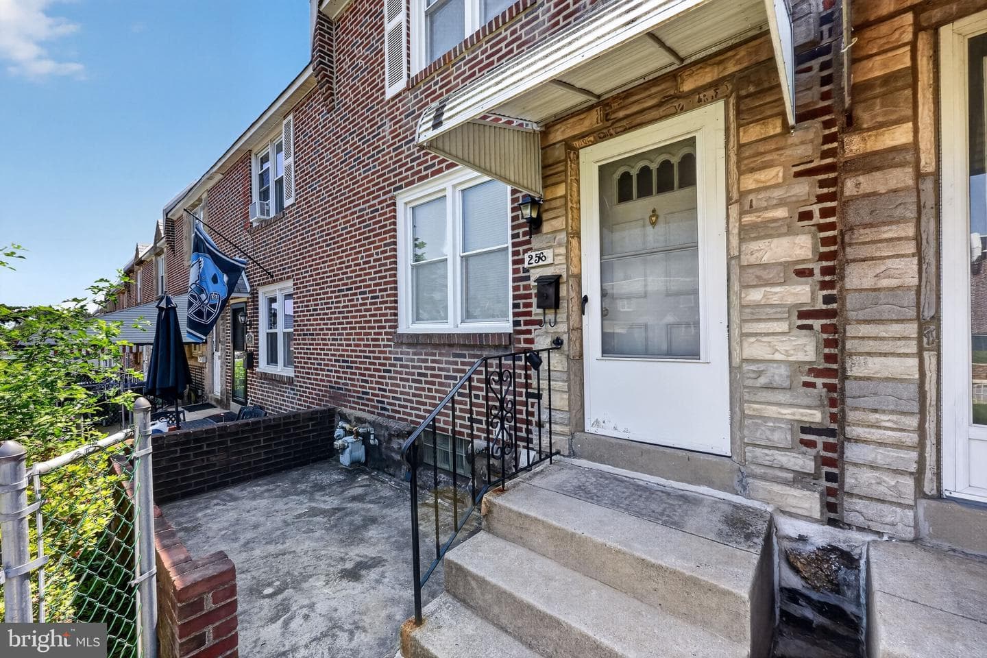 256 Cambridge Road photo 3