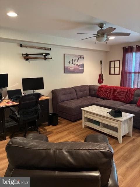 53 Hoag Lane photo 3