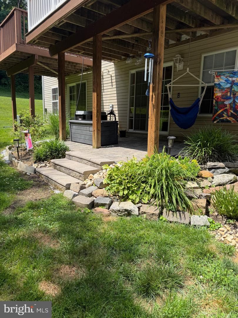 53 Hoag Lane photo 36