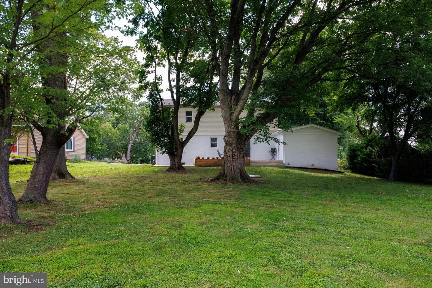 652 Meetinghouse Road photo 39