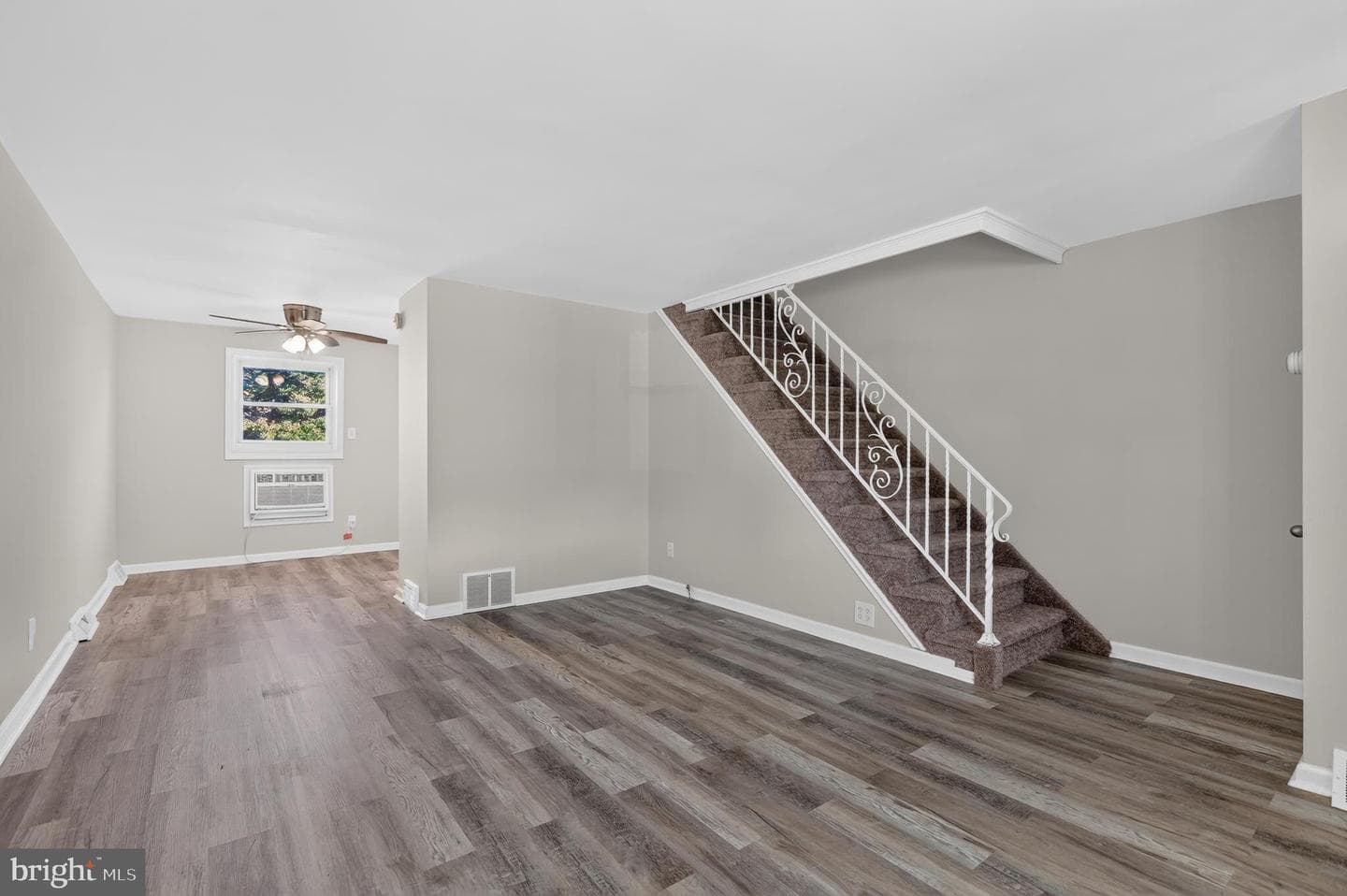 1937 Delmar Drive photo 5