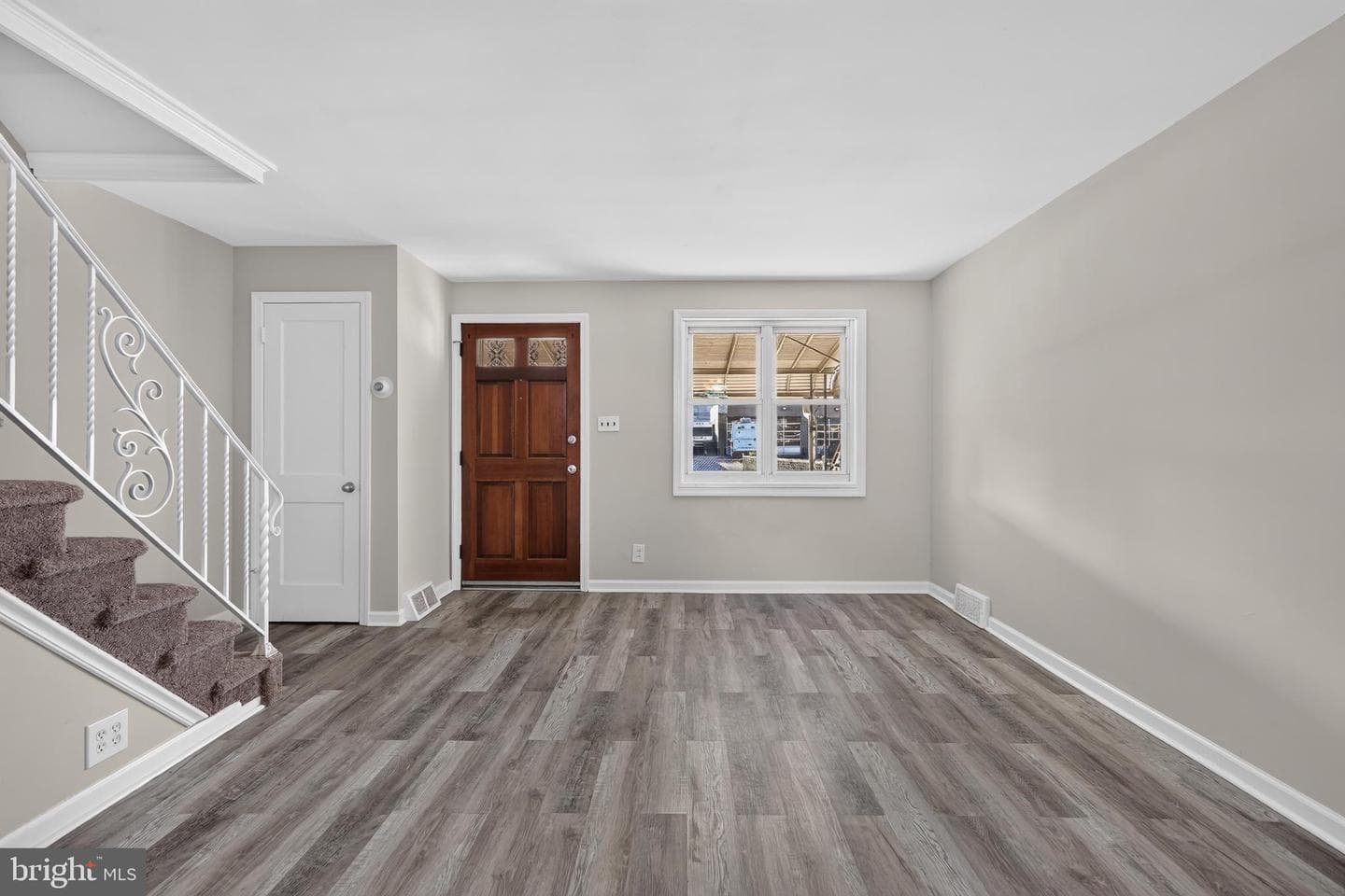 1937 Delmar Drive photo 6