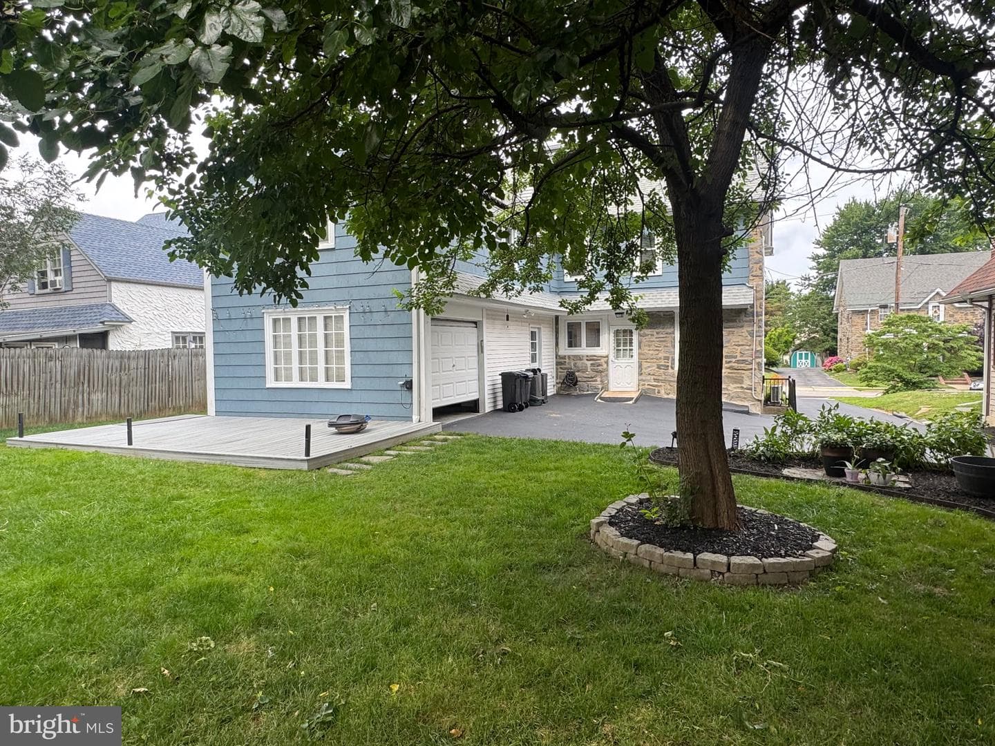 912 Lindale Avenue photo 4