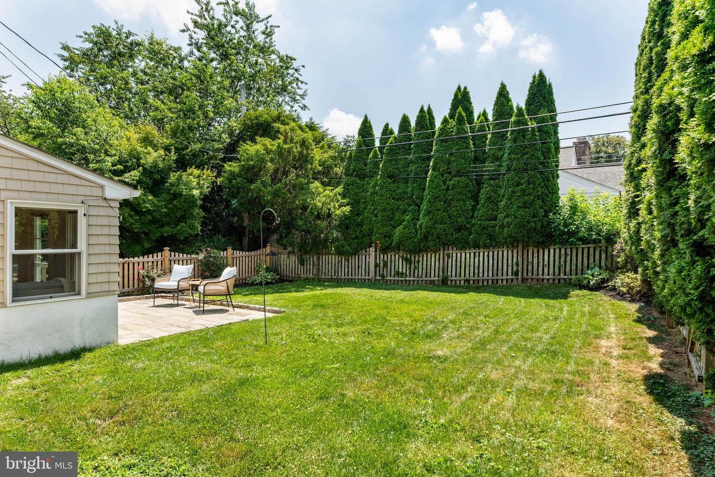 393 Grange Road photo 25