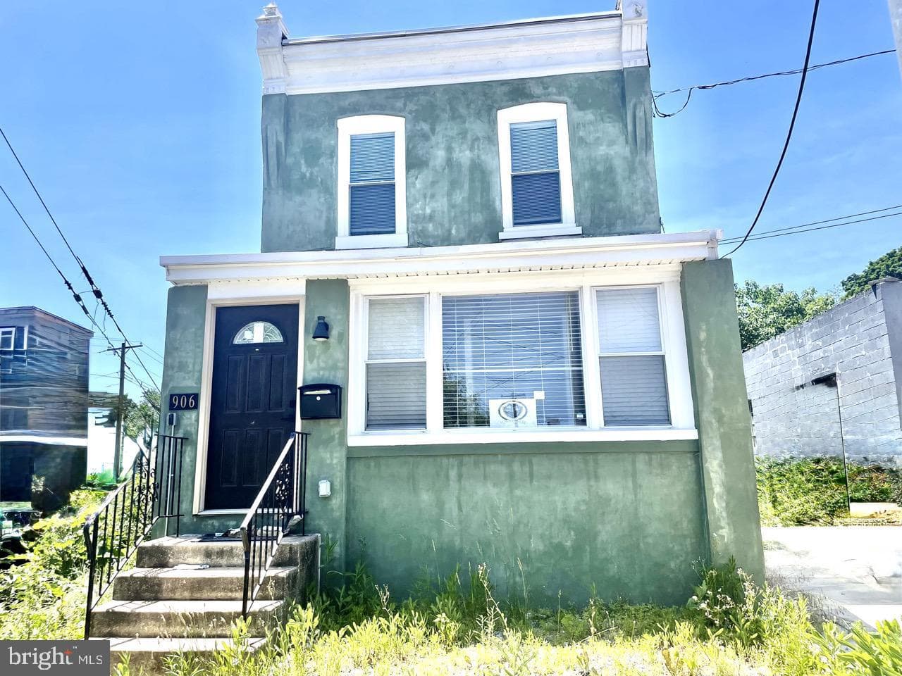 906 Cedar Avenue, Darby