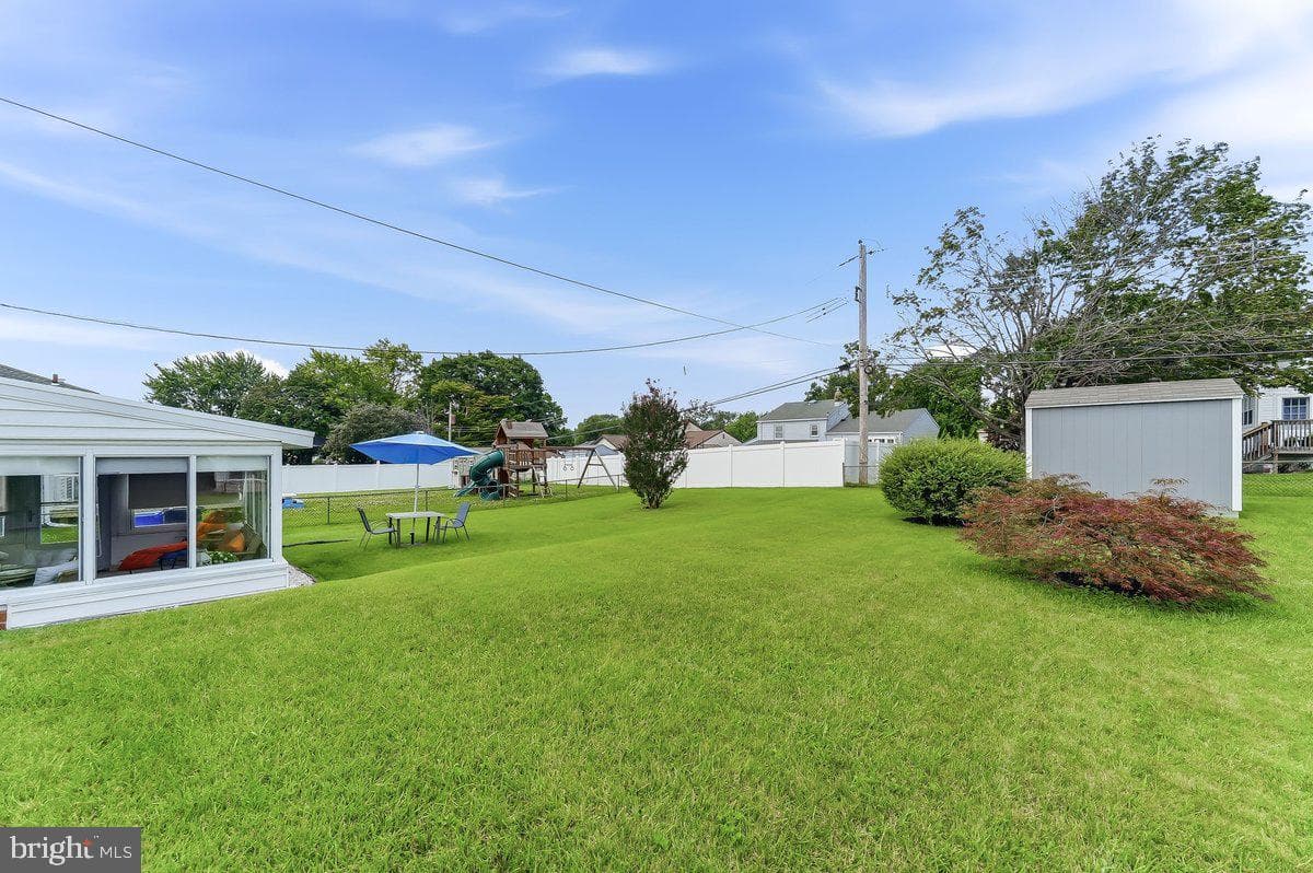 240 Talbot Drive photo 5