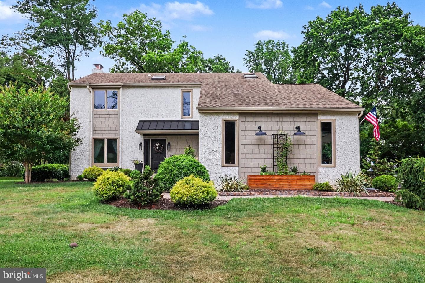 25 E Knowlton Road, Media