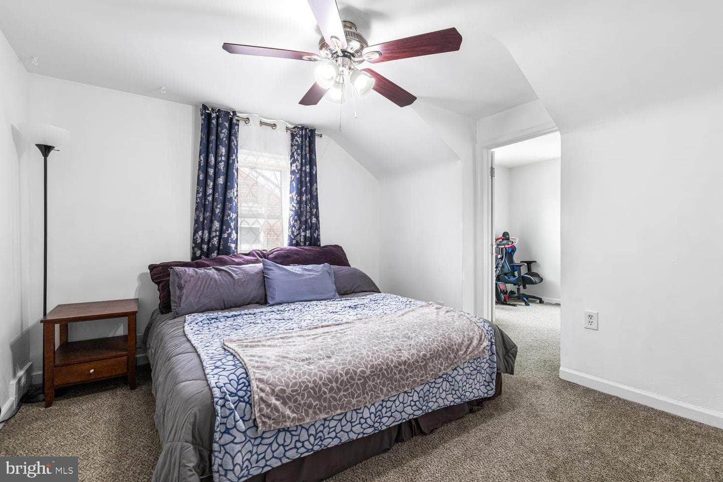 345 Holmes Road photo 18