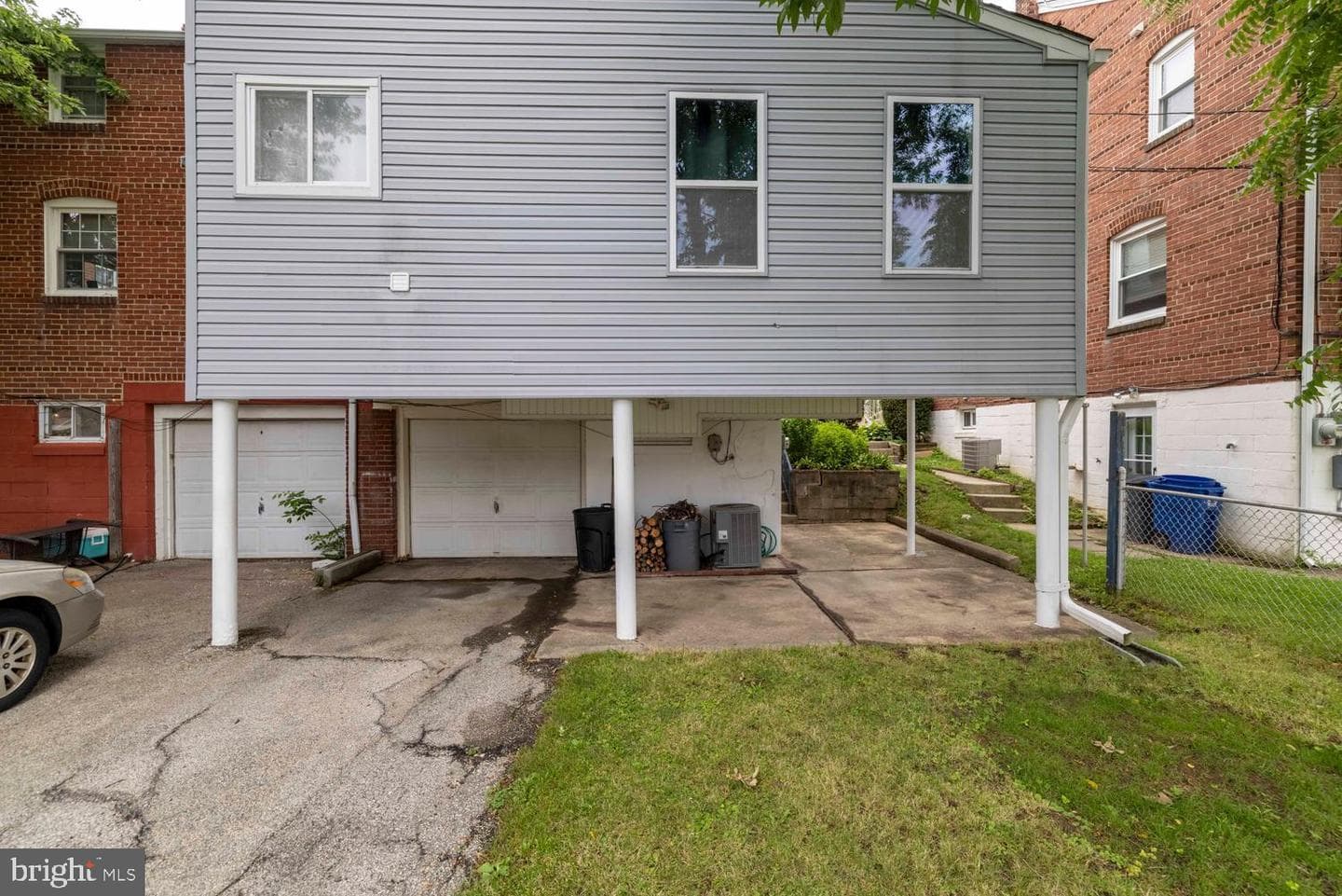 345 Holmes Road photo 25