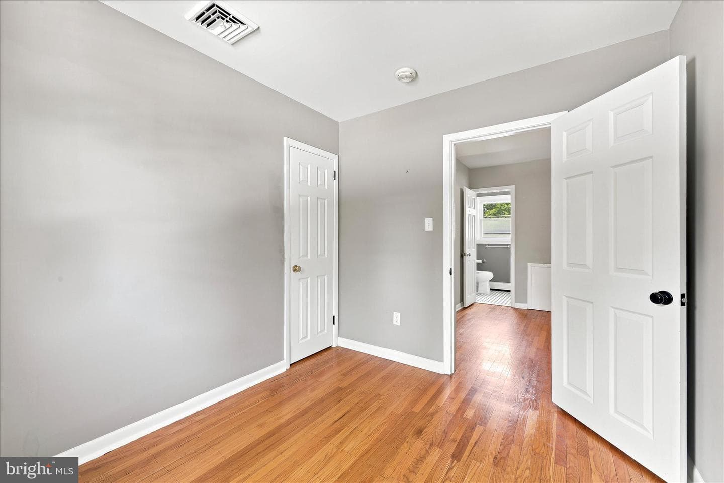 3060 Pancoast Avenue photo 20