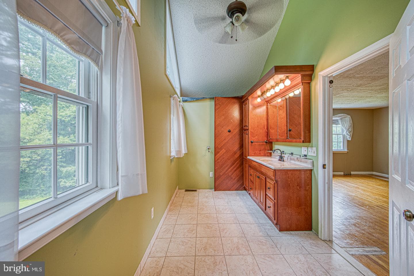 505 Cricket Lane photo 25