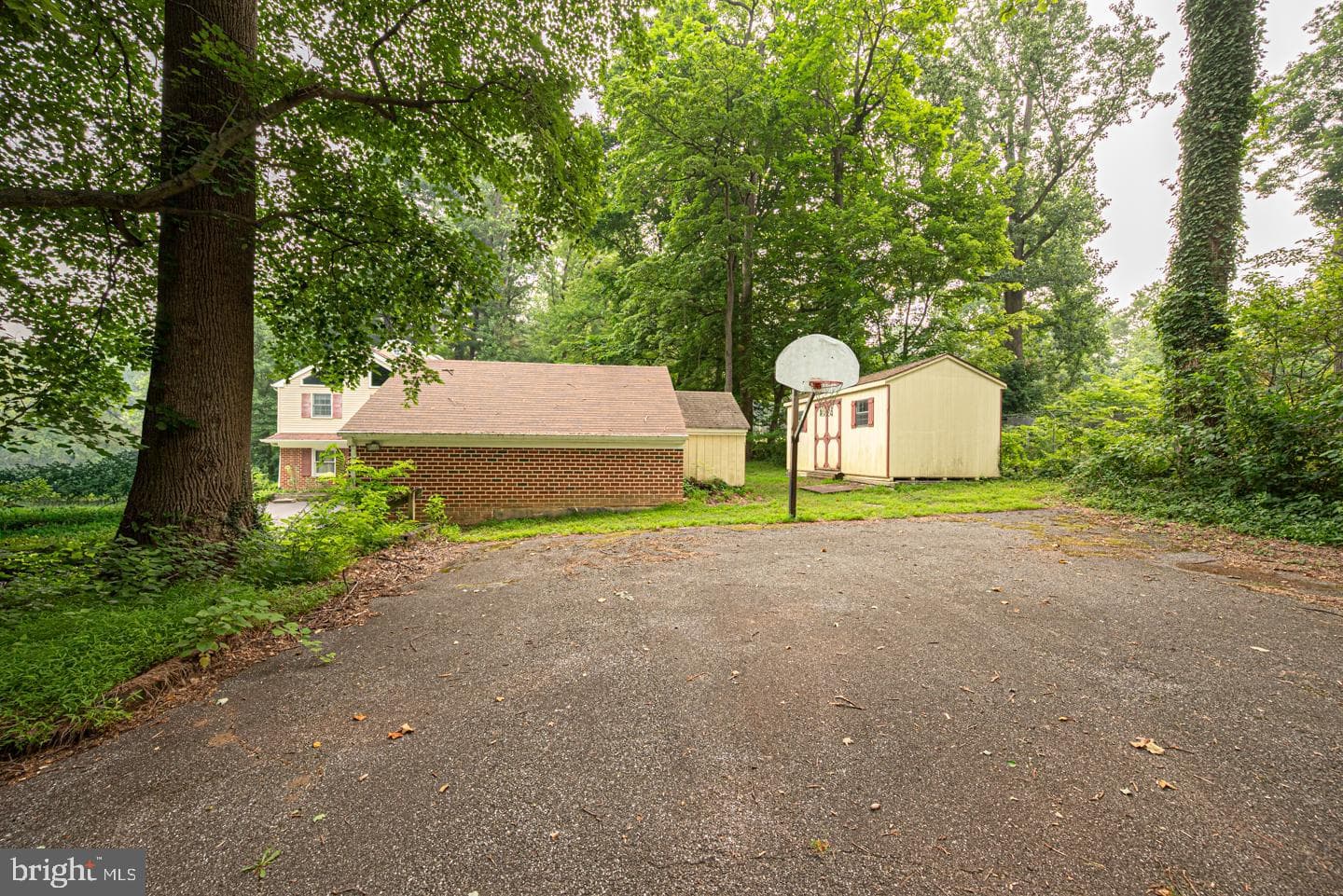 505 Cricket Lane photo 35