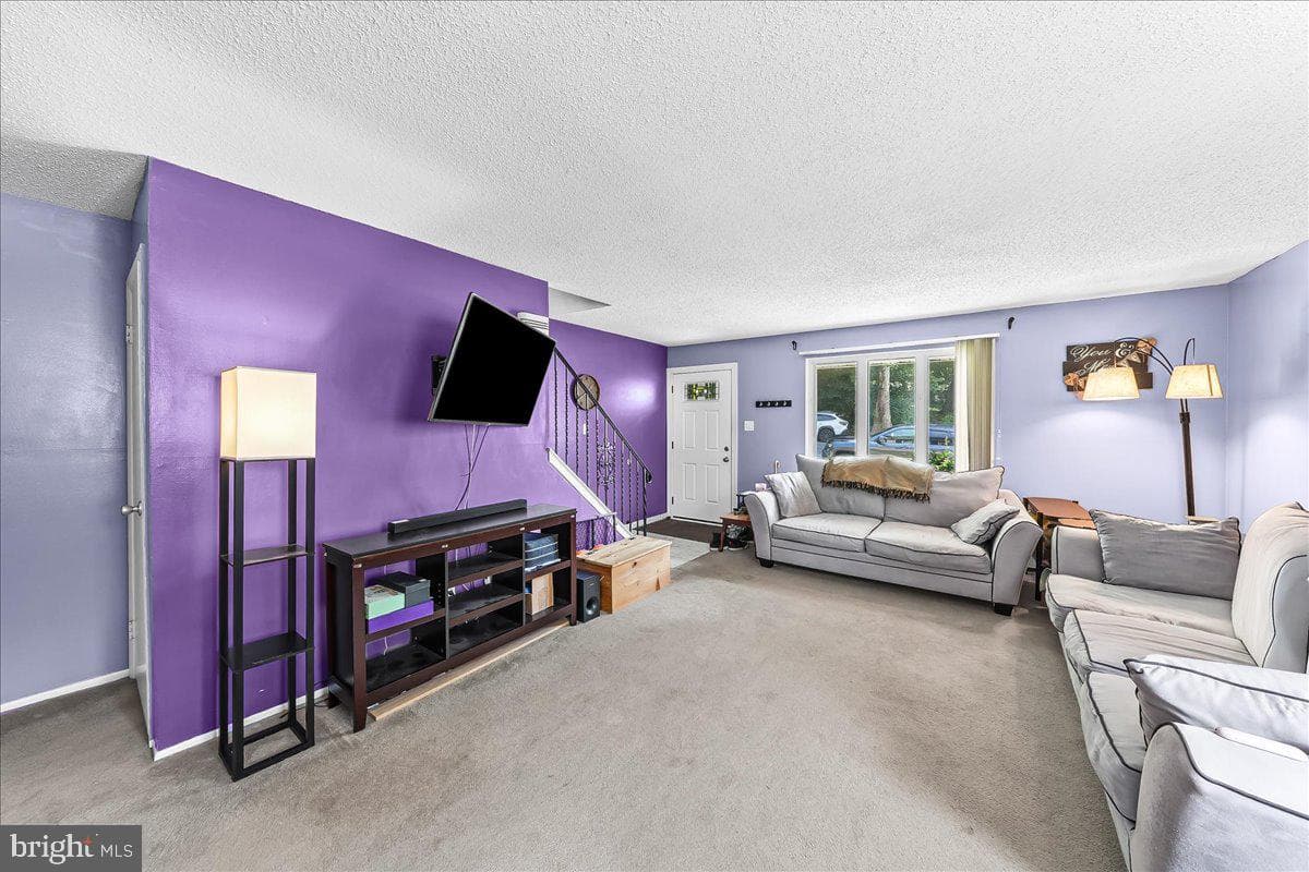 435 N Sycamore Avenue photo 3