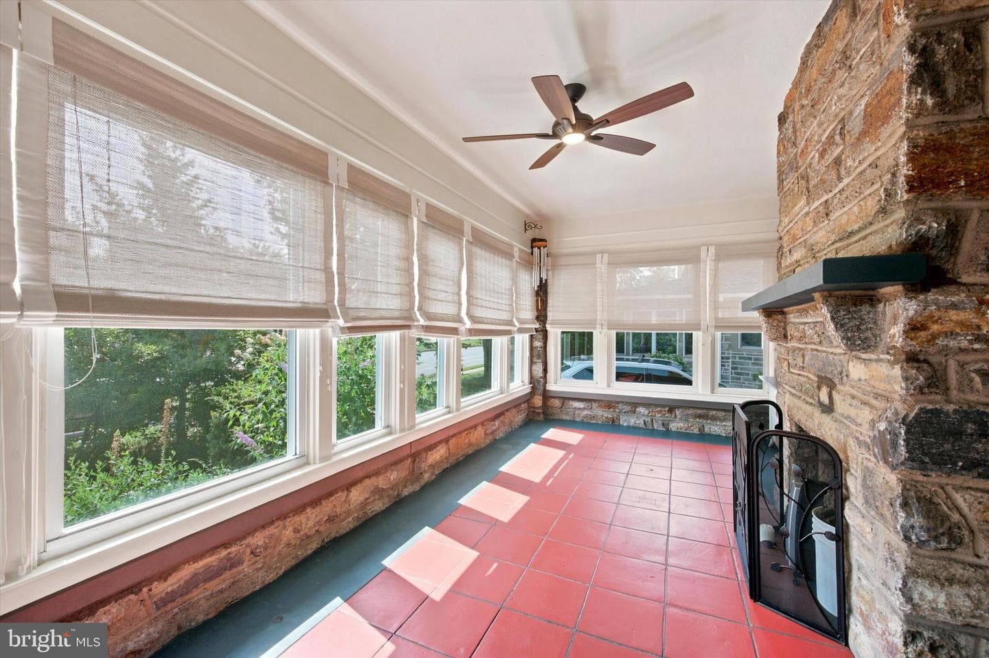 505 Darby Road photo 19