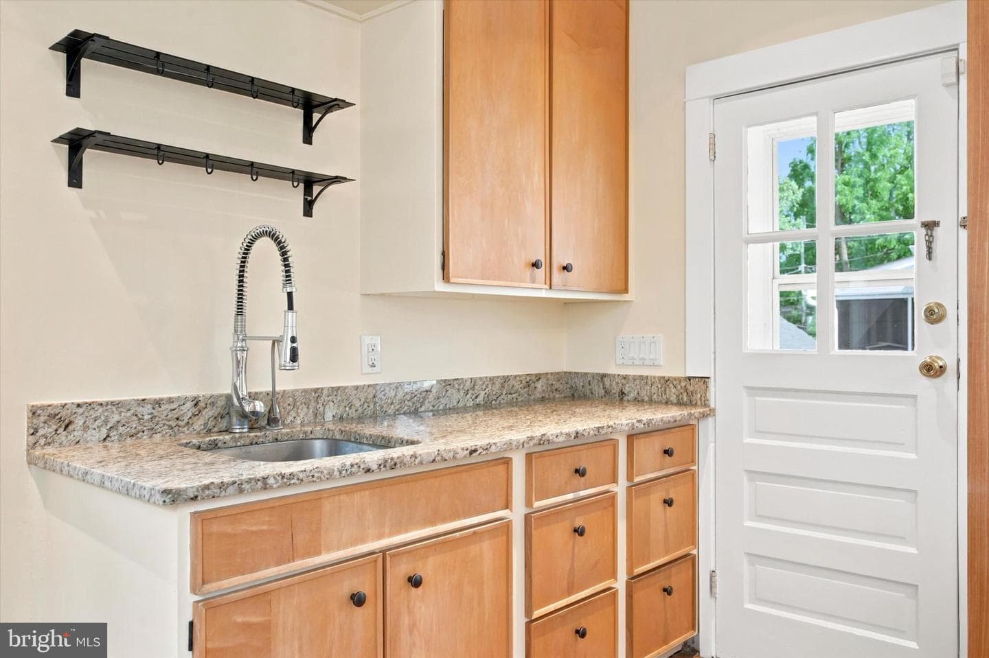 505 Darby Road photo 25