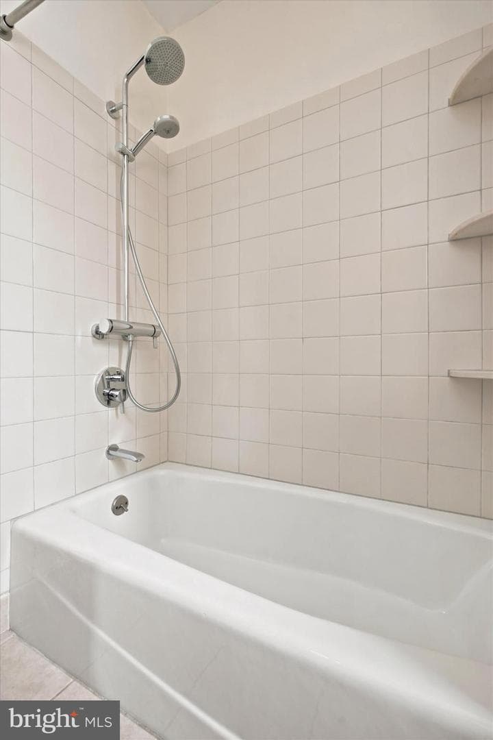 505 Darby Road photo 31