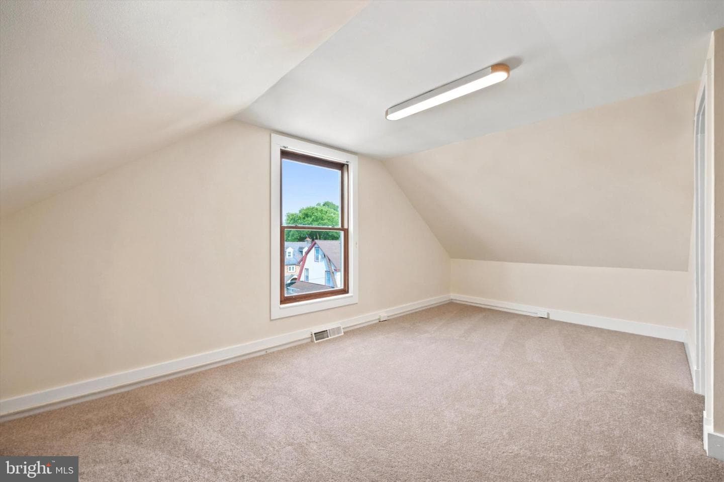 505 Darby Road photo 38
