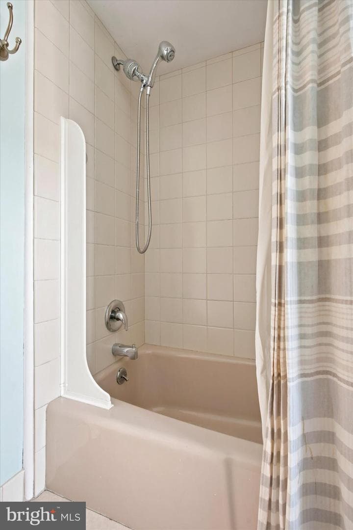 505 Darby Road photo 41