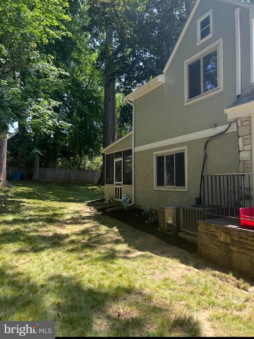 1205 Wilde Avenue photo 3