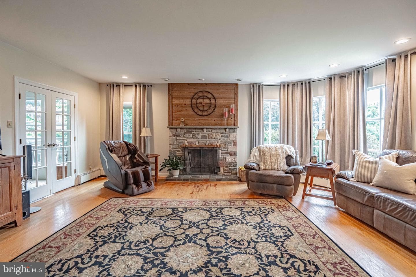 1205 Wilde Avenue photo 9